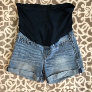 Levi’s XS Maternity Jean Shorts Cuffed Light Wash